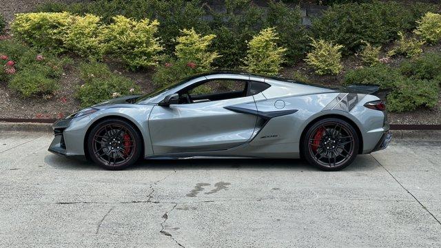 Photo of 2023 Hypersonic Gray Metallic Chevrolet Corvette