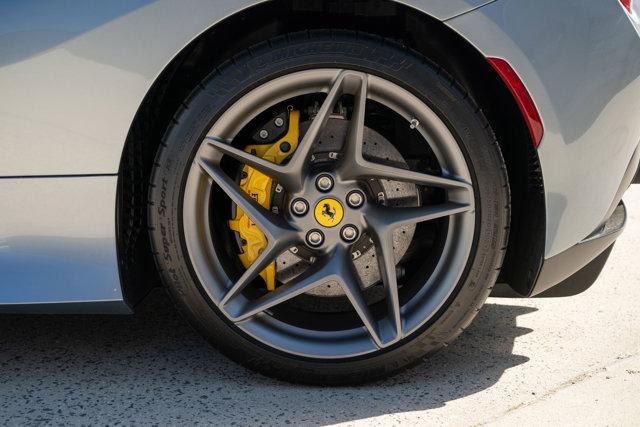 Photo of 2023 Grigio Titanio Metallic Ferrari F8 Spider