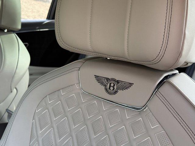 Photo of 2022 Moonbeam Bentley Flying Spur