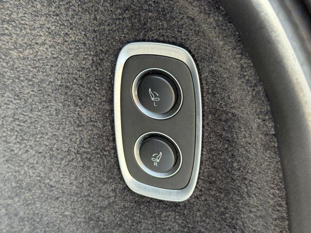 Photo of 2023 China Grey Aston Martin DBX