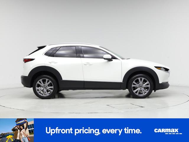 Photo of 2022 White Mazda CX-30