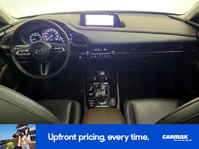 Photo of 2022 White Mazda CX-30