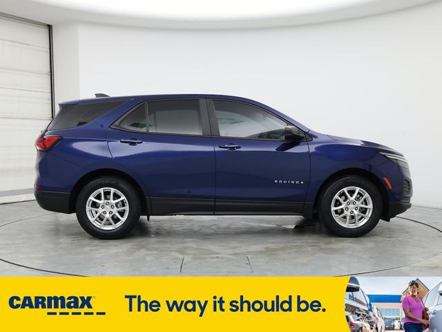 Photo of 2022 Blue Chevrolet Equinox