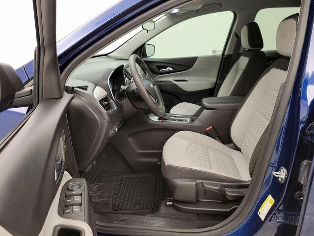 Photo of 2022 Blue Chevrolet Equinox