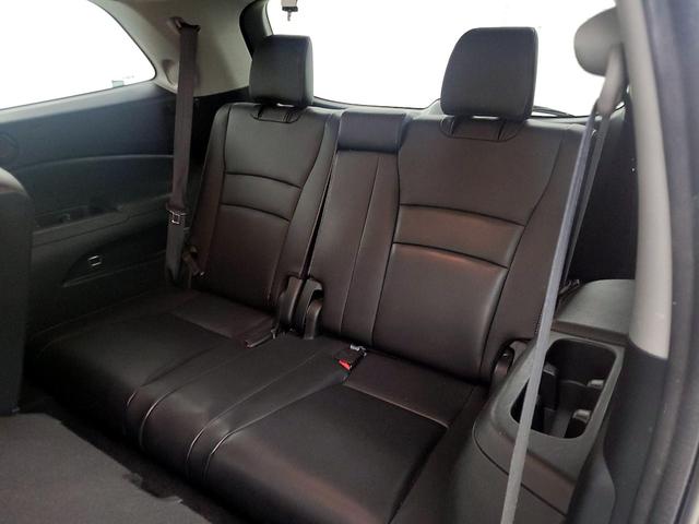 Photo of 2020 Gray Honda Pilot
