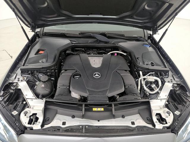 Photo of 2018 Gray Mercedes-Benz E-Class