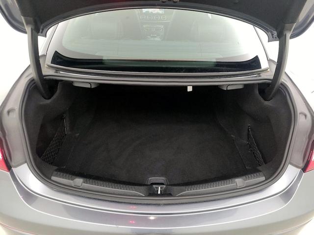 Photo of 2018 Gray Mercedes-Benz E-Class