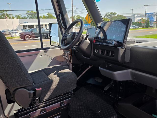 Photo of 2025 Oyster White Chevrolet BrightDrop 600