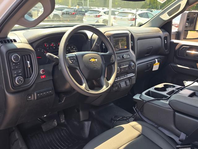 Photo of 2025 Summit White Chevrolet Silverado 3500