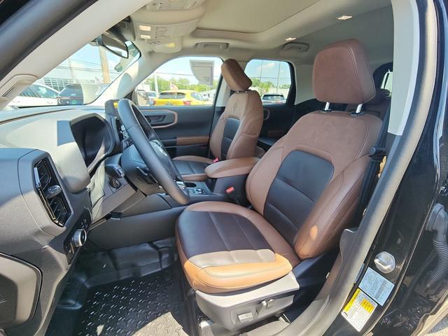 Photo of 2024 Shadow Black Ford Bronco Sport