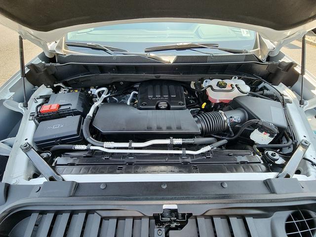 Photo of 2024 Summit White Chevrolet Silverado 1500