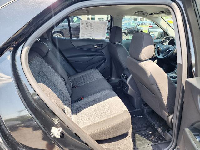 Photo of 2023 Mosaic Black Metallic Chevrolet Equinox
