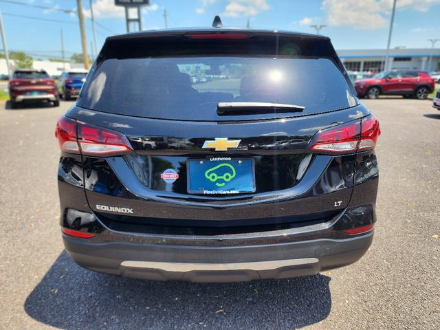 Photo of 2023 Mosaic Black Metallic Chevrolet Equinox