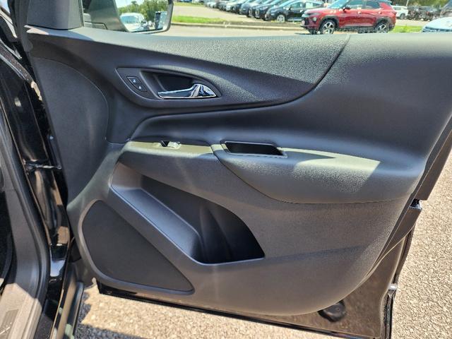 Photo of 2023 Mosaic Black Metallic Chevrolet Equinox