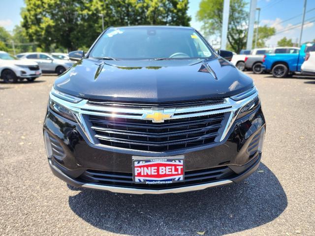 Photo of 2023 Mosaic Black Metallic Chevrolet Equinox