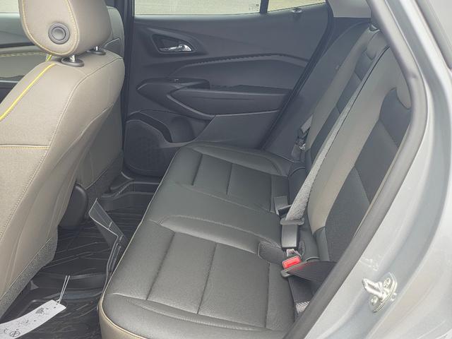 Photo of 2025 Sterling Gray Metallic Chevrolet Trax
