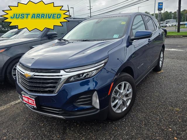 Photo of 2022 Blue Chevrolet Equinox
