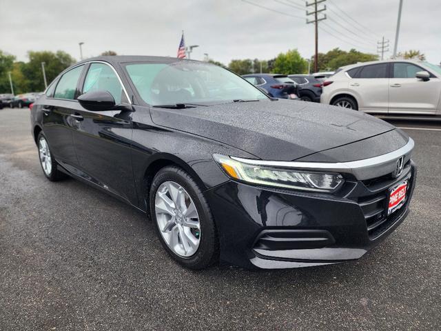 Photo of 2018 Crystal Black Pearl Honda Accord