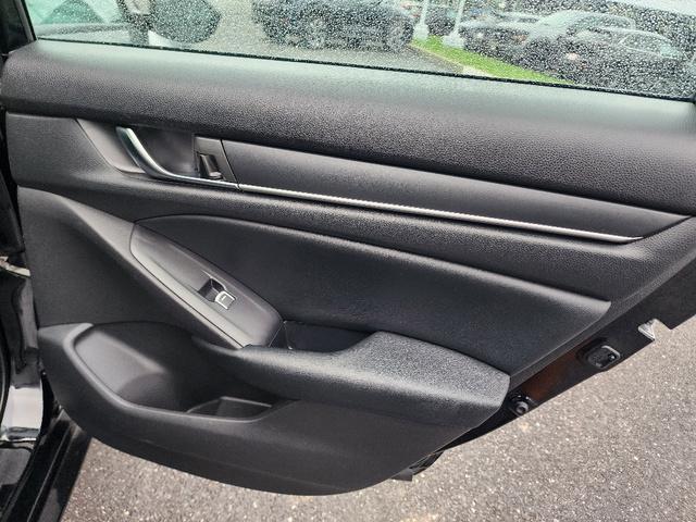 Photo of 2018 Crystal Black Pearl Honda Accord