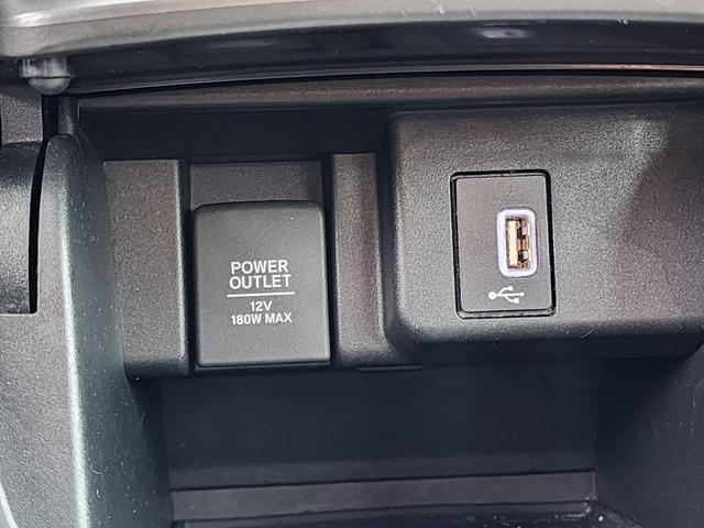 Photo of 2018 Crystal Black Pearl Honda Accord