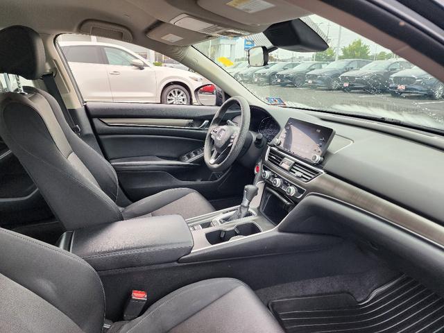 Photo of 2018 Crystal Black Pearl Honda Accord