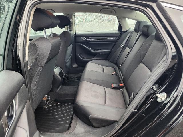 Photo of 2018 Crystal Black Pearl Honda Accord