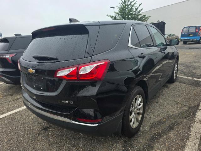 Photo of 2020 Mosaic Black Metallic Chevrolet Equinox