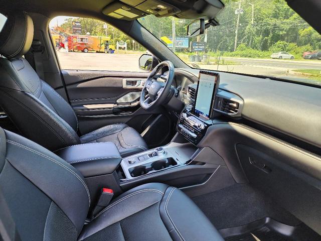Photo of 2023 Carbonized Gray Ford Explorer