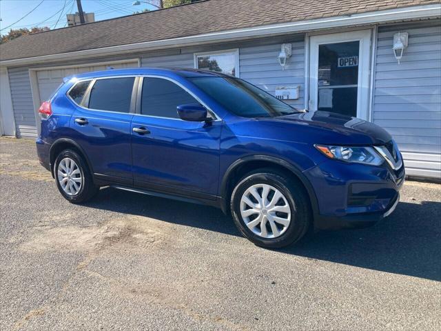 Photo of 2020 Indigo Blue Metallic Nissan Rogue