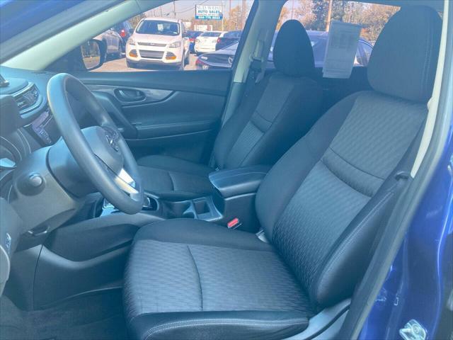 Photo of 2020 Indigo Blue Metallic Nissan Rogue