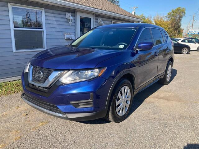 Photo of 2020 Indigo Blue Metallic Nissan Rogue