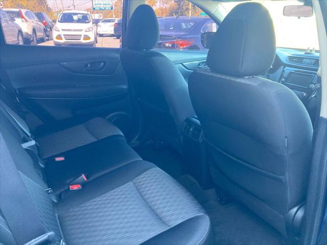 Photo of 2020 Indigo Blue Metallic Nissan Rogue