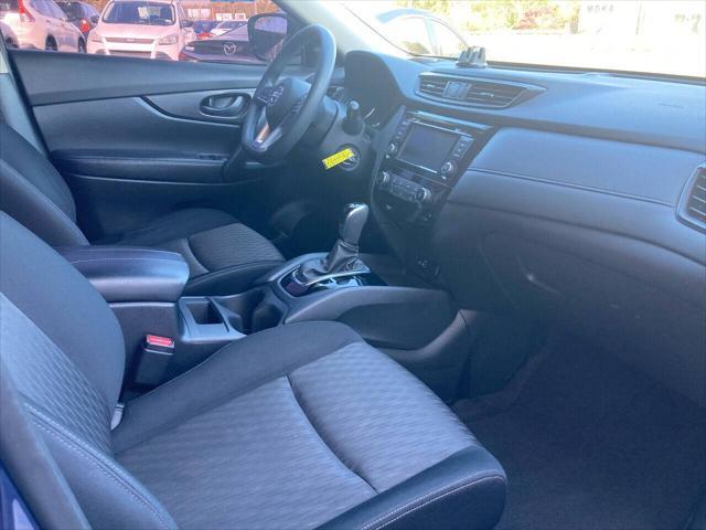 Photo of 2020 Indigo Blue Metallic Nissan Rogue