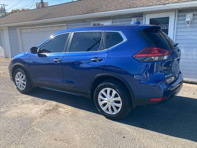 Photo of 2020 Indigo Blue Metallic Nissan Rogue