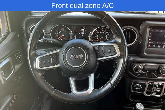 Photo of 2020 Black Clearcoat Jeep Gladiator