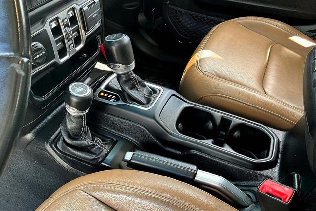 Photo of 2020 Black Clearcoat Jeep Gladiator