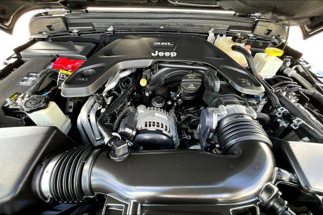 Photo of 2020 Black Clearcoat Jeep Gladiator