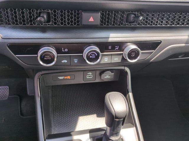 Photo of 2024 Gray Honda CR-V