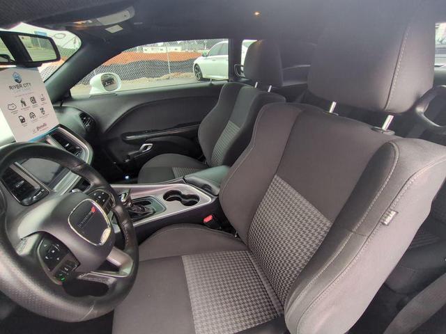 Photo of 2019 White Knuckle Clearcoat Dodge Challenger