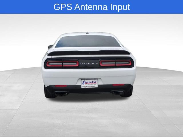 Photo of 2019 White Knuckle Clearcoat Dodge Challenger
