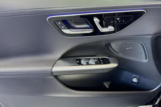 Photo of 2025 Black Mercedes-Benz C-Class