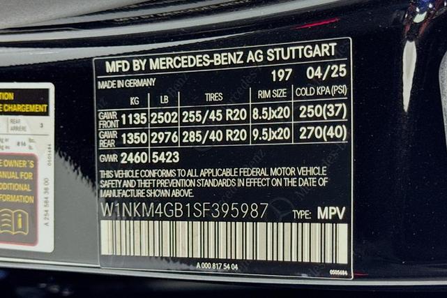 Photo of 2025 Obsidian Black Metallic Mercedes-Benz GLC 300