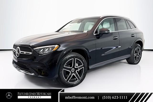 Photo of 2025 Black Mercedes-Benz GLC 300