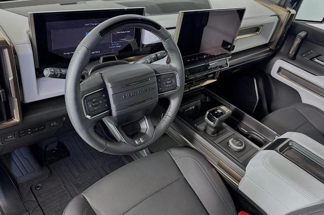 Photo of 2025 Black GMC HUMMER EV Pickup