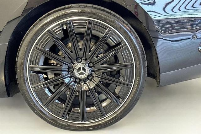 Photo of 2024 Black Mercedes-Benz CLE 300