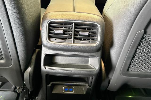 Photo of 2025 Gray Metallic Mercedes-Benz GLE 350