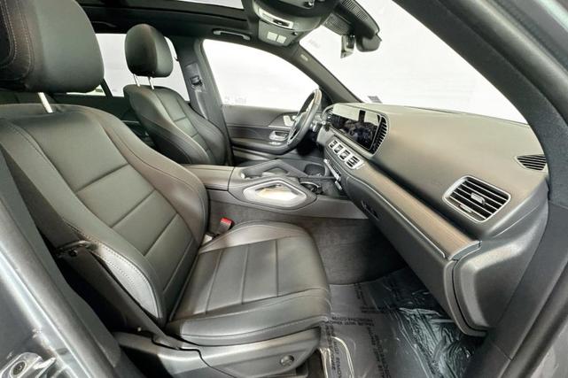 Photo of 2025 Gray Metallic Mercedes-Benz GLE 350