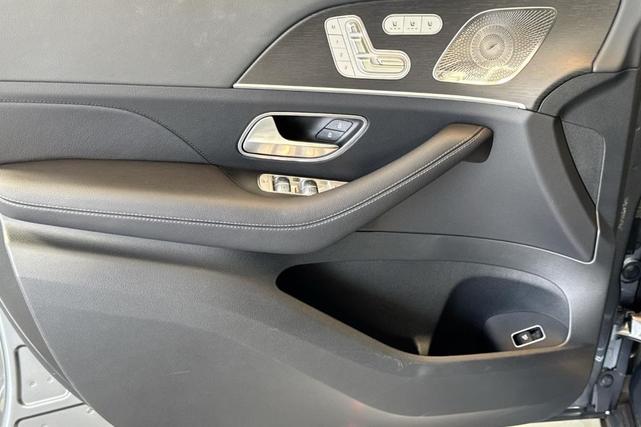 Photo of 2025 Gray Metallic Mercedes-Benz GLE 350