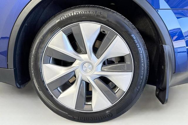 Photo of 2023 Blue Tesla Model Y