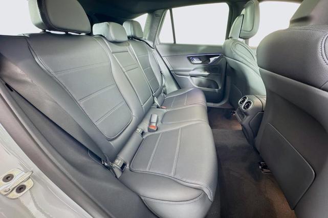 Photo of 2025 Alpine Gray Mercedes-Benz GLC 300
